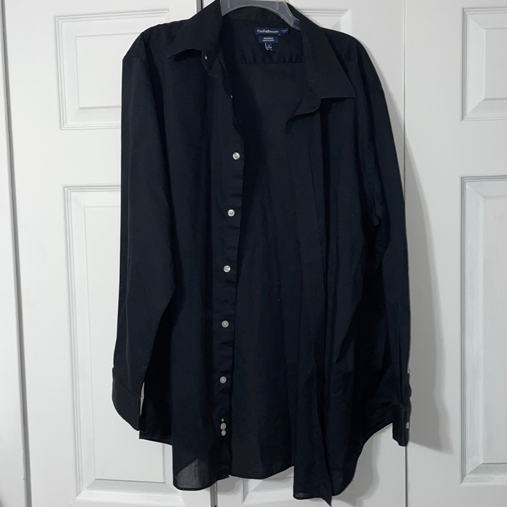 Black Croft & Barrow dress shirt